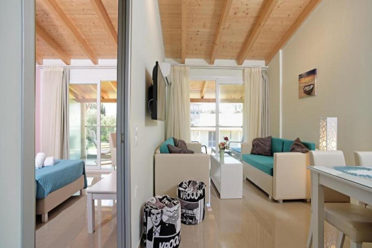 Palapart Gikas Suites And Studios Gouvia Buitenkant foto