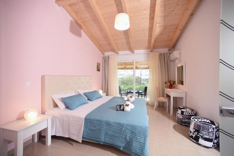 Palapart Gikas Suites And Studios Gouvia Buitenkant foto